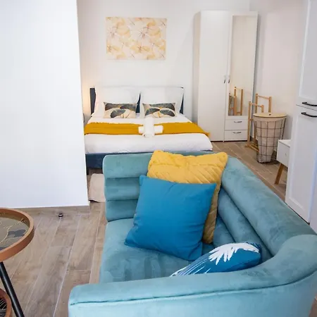 Beau Studio Climatise 'alma 3' - Wifi Fibre - Netflix Apartment Beziers